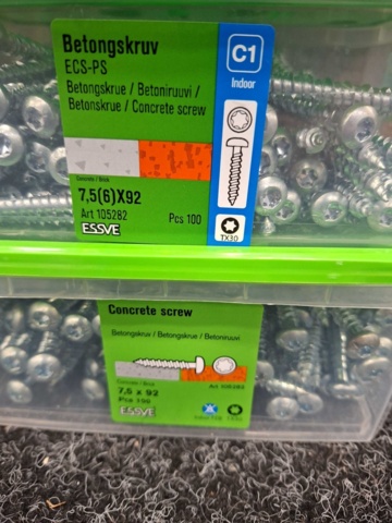 1554644-5 400 pcs Concrete screw 7.5x92mm, Essve