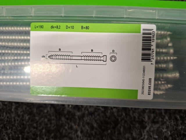 1554646-4 200 pcs Construction screw 8.2x190mm, Essve