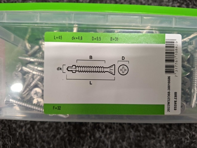 1554648-4 2000 pcs Wing screw 4.8x45mm, Essve