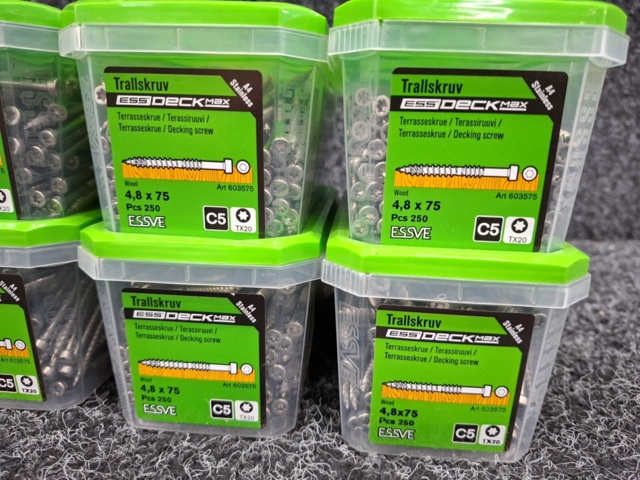 1554651-3 2000 pcs Trall screw 4.8x75mm, Essve