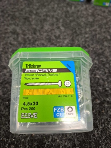 1554661-3 15 pcs Packs Wood Screws, Essve