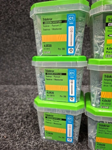 1554662-2 17 pcs Packs Wood Screws, Essve