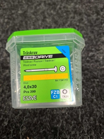 1554662-8 17 pcs Packs Wood Screws, Essve