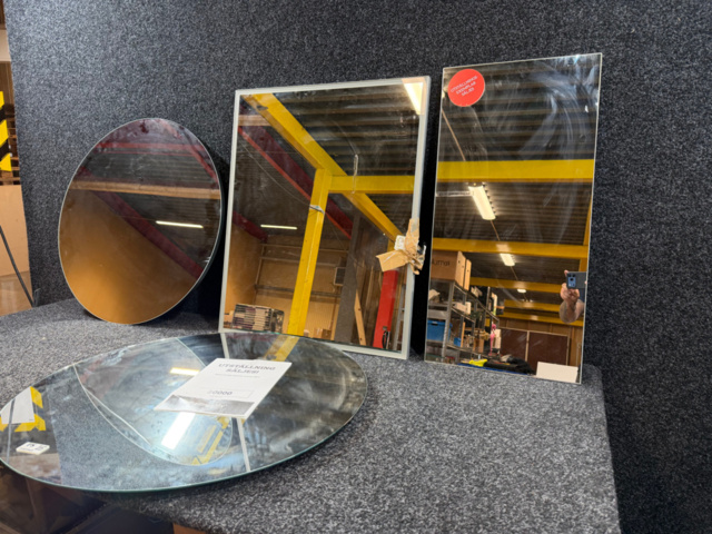 1552343-1 Mirrors 4 pcs