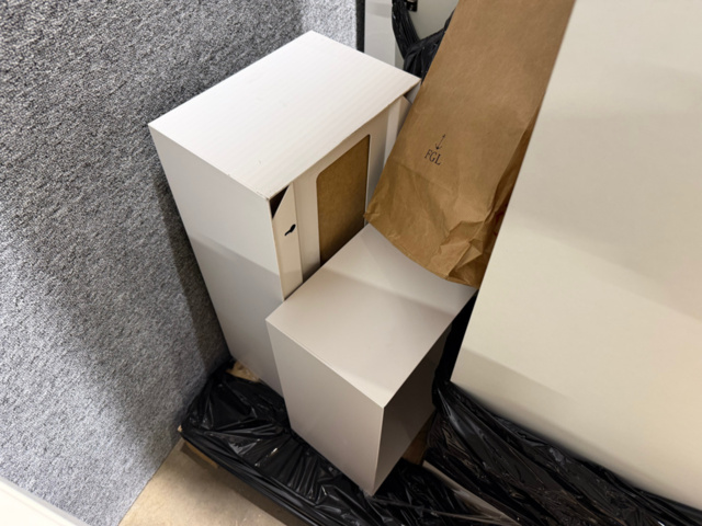 1552345-5 Collection of various cabinets