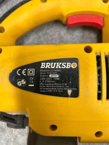 1436425-4 Collection of various tools and accessories