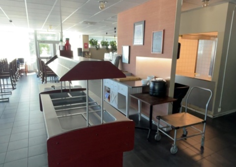 Buffet trolley, tray trolleys, microwave, etc.