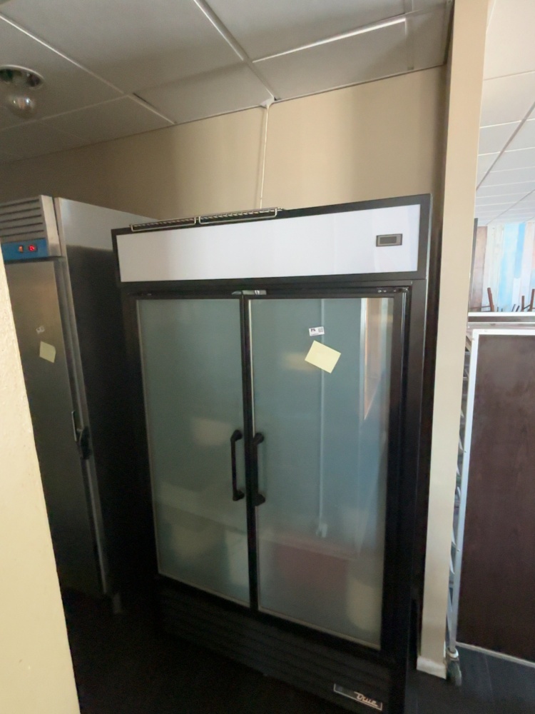 1548931-2 Refrigerator - True
