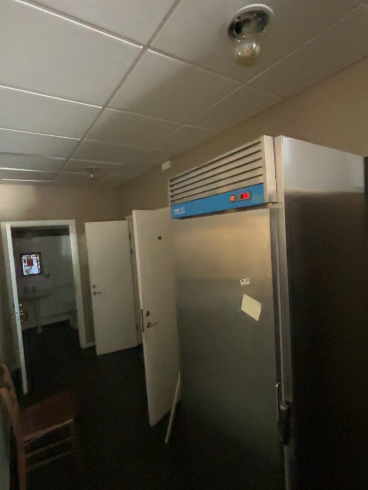 1548932-2 Refrigerator - True