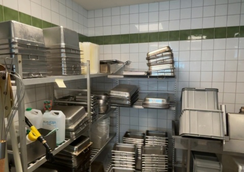 Collection of canteens and baking trays