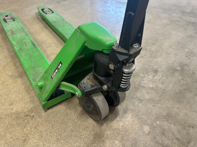 1554426-2 Pallet lifter Intra