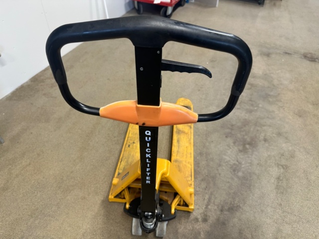 1554427-3 Pallet lifter Intra