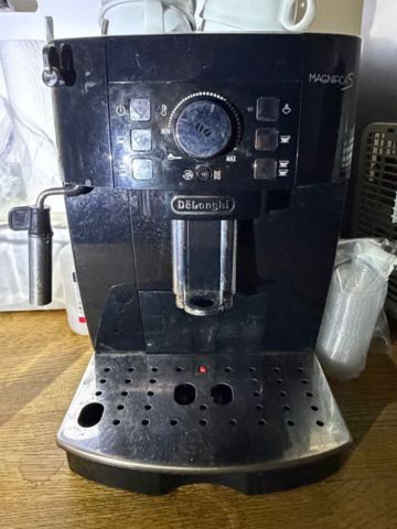 1516188-4 Kaffemaskin - DeLonghi Magnifica S
