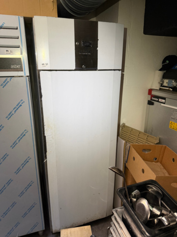 1516191-4 Refrigerator - Cool Head
