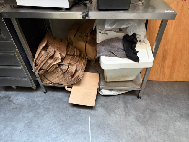 1516196-1 Kitchen counter