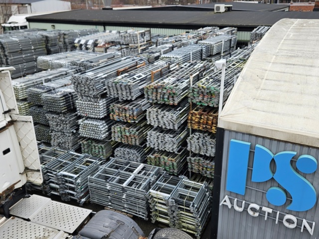 1368388-2 Scaffolding HAKI approx. 3,000 sq m