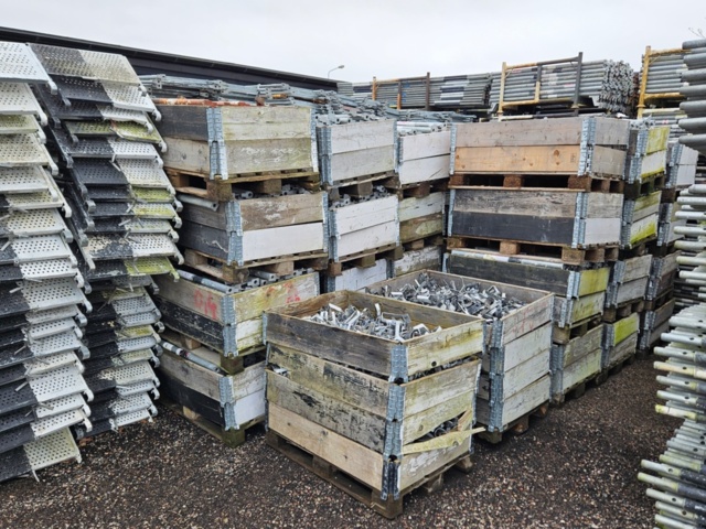 1368388-7 Scaffolding HAKI approx. 3,000 sq m
