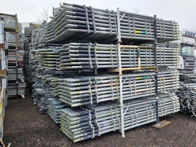 1368391-8 Scaffolding HAKI approx. 3,000 sq m