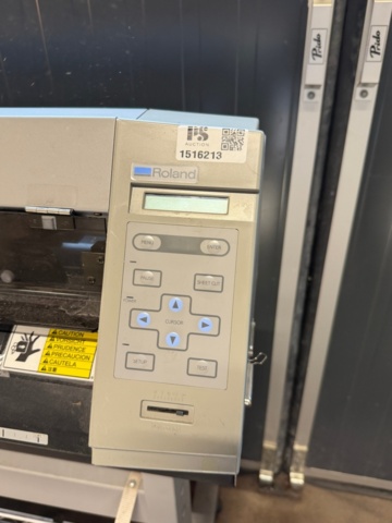 1516213-4 Cutting plotter - Roland CAMM-1 Pro CM-300
