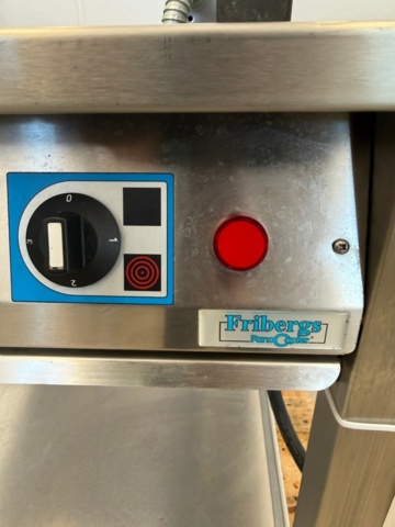 1352410-7 Fribergs restaurangspis FS 4090 2018