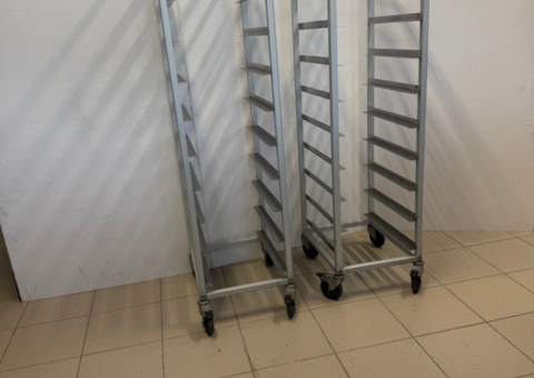 2 tray trolleys for lunch trays 33x43 cm