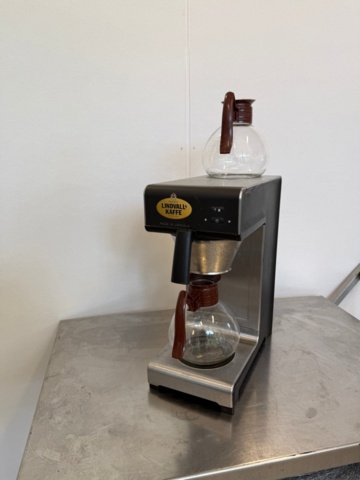 1352417-2 Bravilor Bonamat Kaffebryggare inkl 2 st pumpor