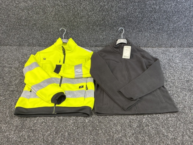 1555368-41 Assortment of work clothes etc.
