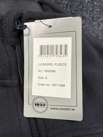 1555368-42 Assortment of work clothes etc.