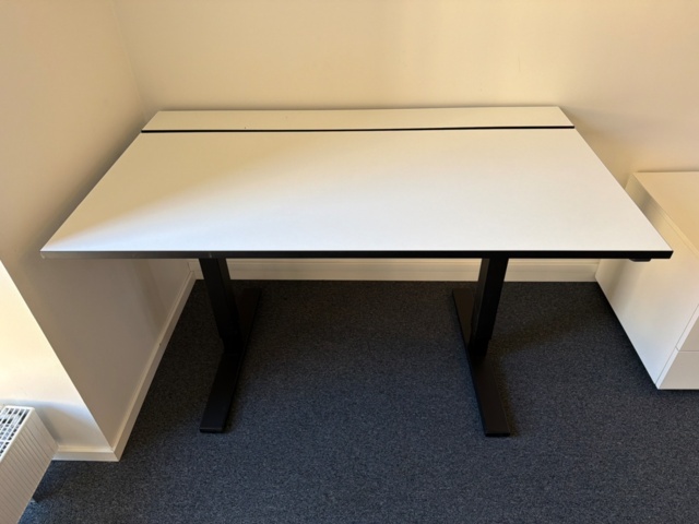 Elektriskt höj och sänkbara skrivbord, ståbord