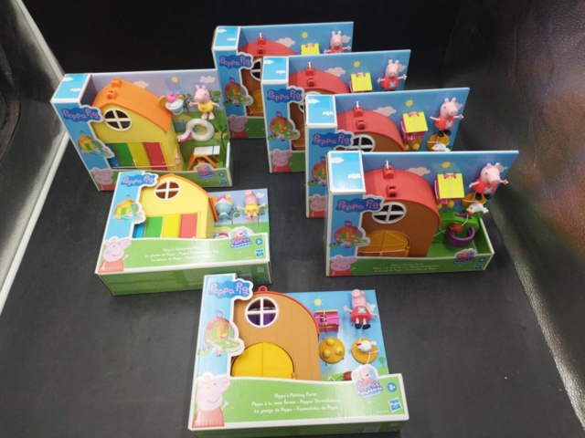 1537293-2 Lekset, 7 st - Hasbro, Peppa Pig, bondgård och pool