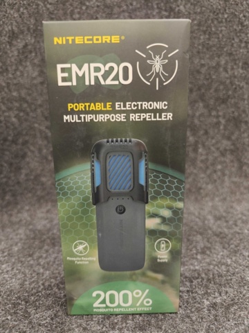 1555226-2 2 st Myggskydd med inbyggd Power Bank Nitecore EMR20