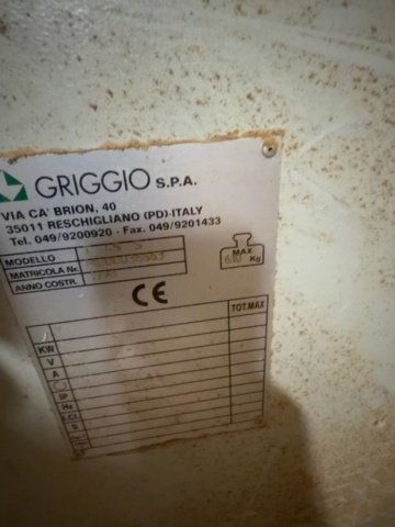 1531235-10 MAKA SF 4510 Spindelfräs med matarverk – Tillverkad av Griggio – 1998 – Provkörd och fungerande