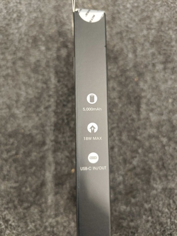 1555237-8 Ficklampa, Power Bank & Mobilskal