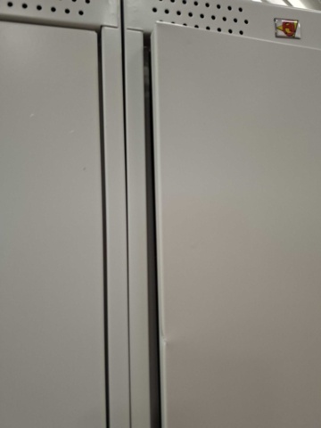 1557304-5 1 st Klädskåp CLASSIC 4 sektioner, 1740x1200x550 mm, grå