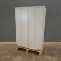 1557305-2 1 st Klädskåp CLASSIC 4 sektioner, 1740x1200x550 mm, grå