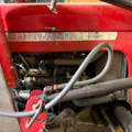 1531244-10 Massey Ferguson 30 Diesel 1964 med frontlastare och pallgafflar – Fungerar