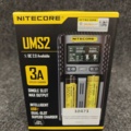 1557355-2 Batteriladdare Nitecore UMS2 & Extra batterier