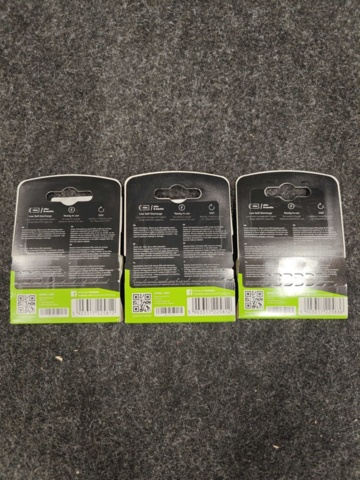 1557355-7 Batteriladdare Nitecore UMS2 & Extra batterier