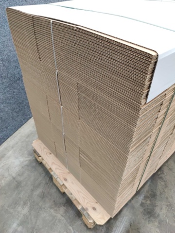 1557405-7 Parti om 7250 st Kartonger Enlagers 610x310x165 mm