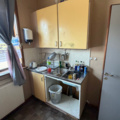 1516412-12 Sofa, coffee table, coffee maker, etc.