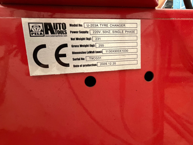 1516416-11 Wheel balancing machine and tire mounting machine - PELA Auto Tools