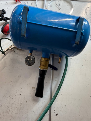 1516416-17 Wheel balancing machine and tire mounting machine - PELA Auto Tools