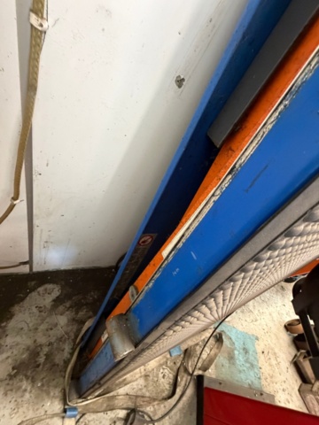 1516424-2 Lift table - EdmoLift