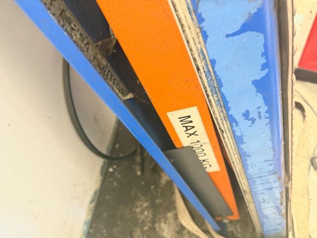 1516424-3 Lift table - EdmoLift