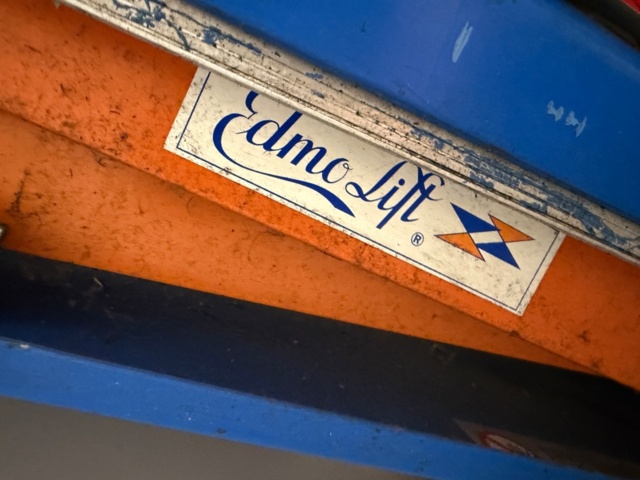 1516424-5 Lift table - EdmoLift