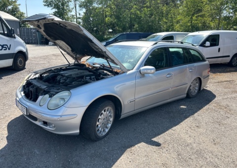 Mercedes-Benz E 320 T 5G-Tronic, 224hk, -2003 (Reparationsobjekt)