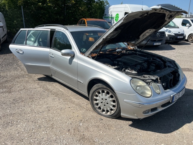 1368297-7 Mercedes-Benz E 320 T 5G-Tronic, 224hp, -2003 (Repair object)