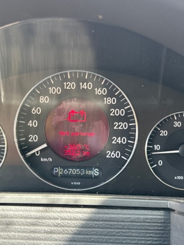1368297-21 Mercedes-Benz E 320 T 5G-Tronic, 224hp, -2003 (Repair object)