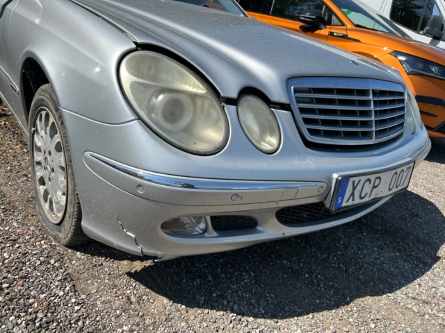 1368297-24 Mercedes-Benz E 320 T 5G-Tronic, 224hp, -2003 (Repair object)