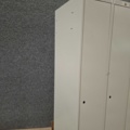 1557322-4 1 st Klädskåp CLASSIC 3 sektioner, 1740x900x550 mm, grå